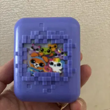 Bitzee takara Tomy 보라색