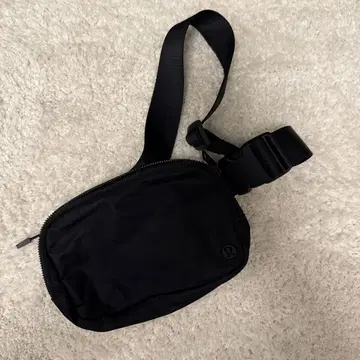 룰루레몬 바디백