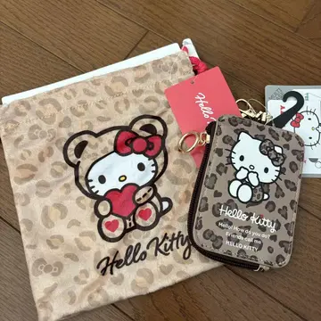 헬로키티 레오파드 무늬 패스 케이스 & 복조리