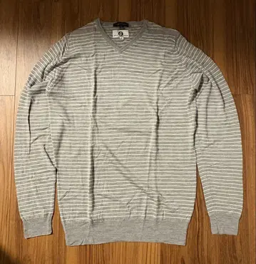 JOHN SMEDLEY V넥 니트 GOODENOUGH