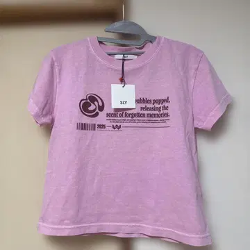SLY FRONT LOGO PRINT T/SH 프론트 로고 프린트 티셔츠