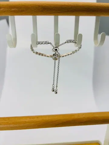 3월에 쇼핑에서 구매한 실버 925 팔찌 다이아몬드 세트입니다