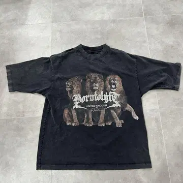 LION GRAPHIC VINTAGE EXTRA T-SHIRT LYFT