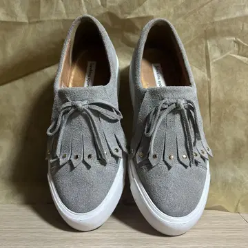 Hawkins Sports 그레이 프린지 스터드 스니커즈 스웨이드