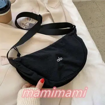 alo Sheer Cross Body Bucket Bag 블랙