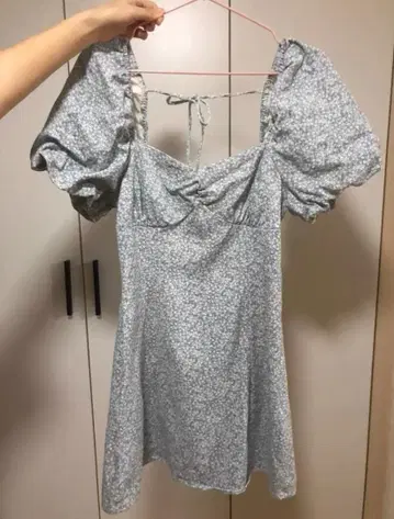 스카이블루 원피스