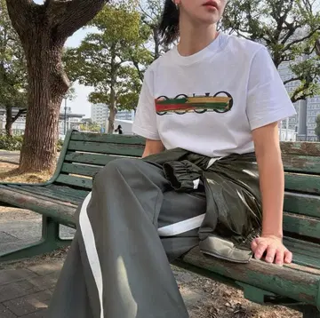 Account 계정 GG paint T-SHIRT 블랙 남녀 공용
