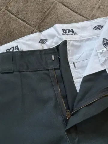 874 Original Fit 워크 팬츠 카키 그린