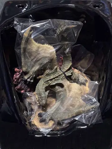 몬스터 헌터 티가렉스 아종 피규어 크리에이터즈 모델 몬헌