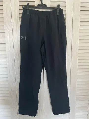 UNDER ARMOUR 블랙 조거 팬츠 LG