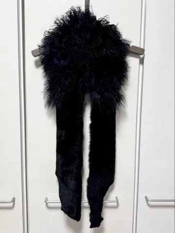 [if six was nine] GILET ROMMY 퍼스트 숄