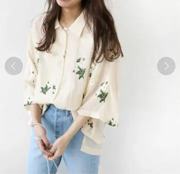 저널 스탠다드 리룸 플라워 자수 오픈 카라 셔츠