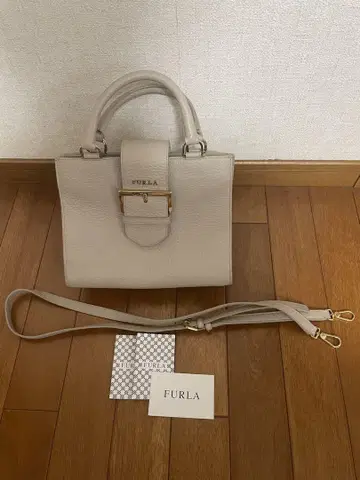 FURLA 가죽 숄더 핸드백 품번 984573
