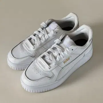 PUMA 화이트 스니커즈 / 23.5