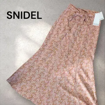[새상품] SNIDEL 스나이델 리버티 보태니컬 플레어 롱 스커트