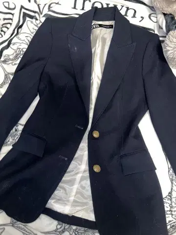 ZARA 테일러드 자켓 골드 버튼
