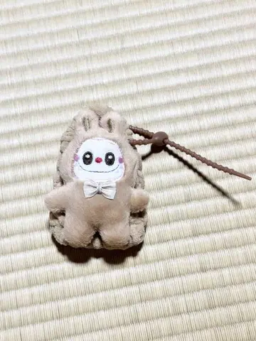 라부부 봉제 인형 포함 소품함 스트랩