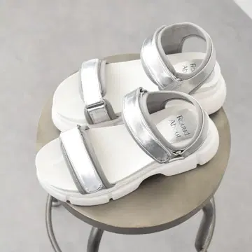 스포츠 샌들 실버