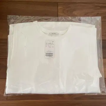 두즈엠 CELERI Cocoon Oversized T셔츠