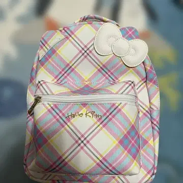 가격 인하 불가 헬로키티 드레스 타탄 미니 럭색 산리오