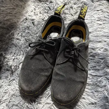 Dr.Martens 블랙 스웨이드