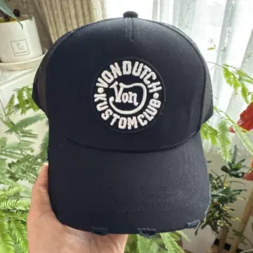 Von Dutch 블랙 트래커 캡