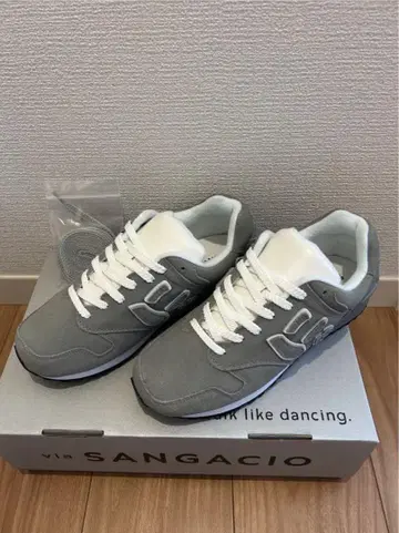 via SANGACIO 스니커즈 24.5cm US 스틸 그레이