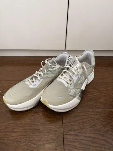 컨버스 런 리볼브 러닝 26.0 CONS 3itsuka