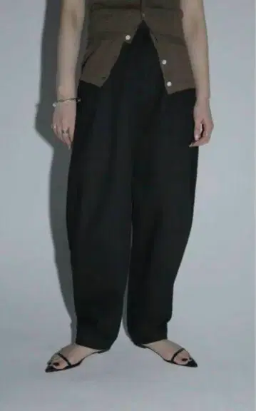 louren centerpress cocoon pants black