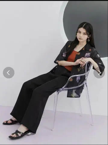 꽃무늬 반팔 셔츠 블랙