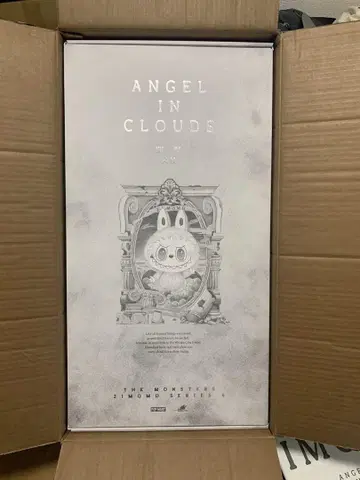 THE MONSTERS ANGEL IN CLOUDS 봉제 인형