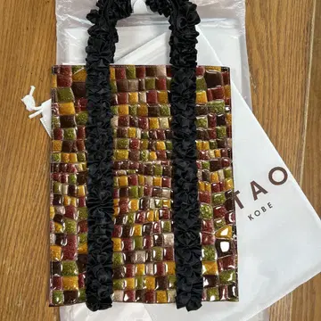 멀티 컬러 모자이크 토트백