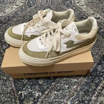 SWC 스텝니 워커즈 클럽 25cm
