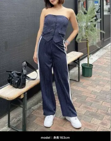 SPIRALGIRL 스파이럴걸 셋업 사이드 커팅 스트라이프