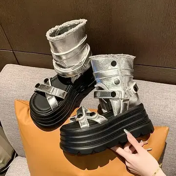 여성용 통굽 샌들 실버 23.5cm