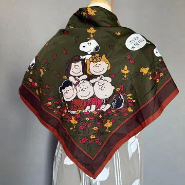 Vintage Peanuts Snoopy Scarf