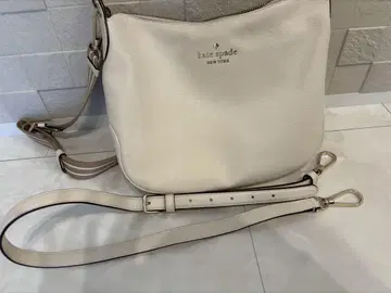 kate spade 화이트 숄더백