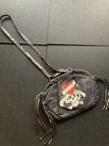 에드하디 숄더백 punk Ed Hardy 라메