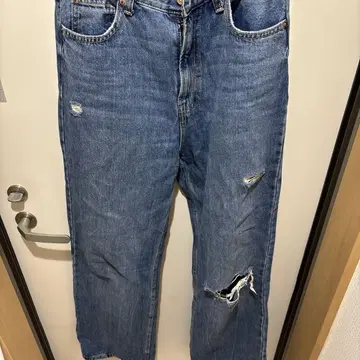 Bershka 90's WIDE 데미지 데님 EJR 58