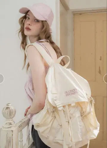 ALLISON BROWN 백팩 크림색