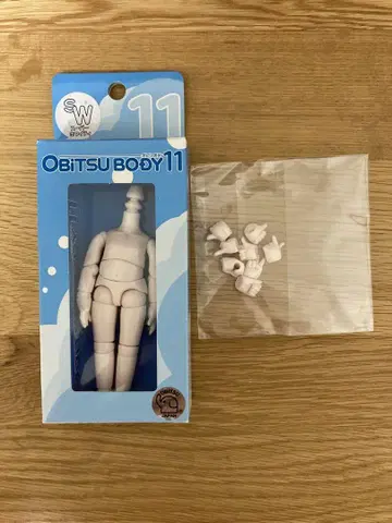 오비츠11 바디 슈퍼 화이티
