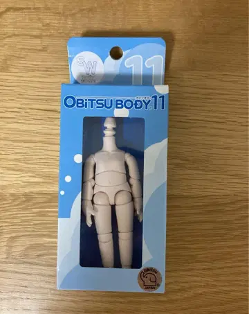 오비츠11 바디 슈퍼 화이티