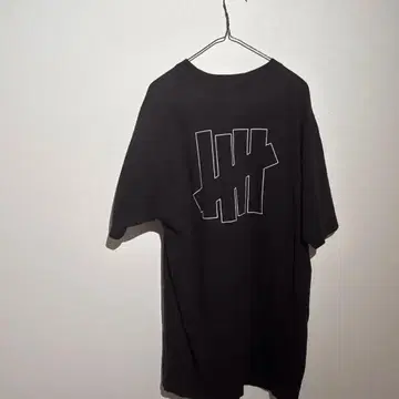 UNDEFEATED 티셔츠 L 사이즈