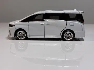 토미카 프리미엄 TOYOTA 40 알파드  (발매 기념 사양)