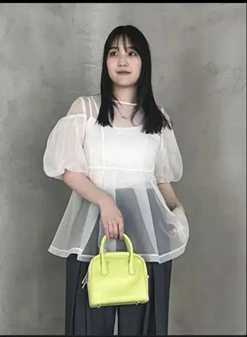 드롭 숄더 퍼프 슬리브 튜닉 FRAY I.D