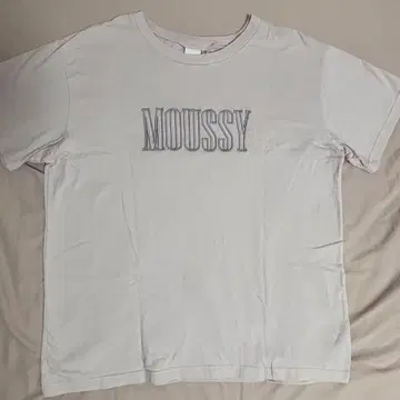 MOUSSY 반팔 티셔츠