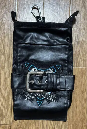 Sixh. 힙색 고딕 펑크 고스로리 고스펑 h.NAOTO