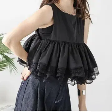 라쿠텐 AMELY 프릴 티어드 상의 블랙 nugu