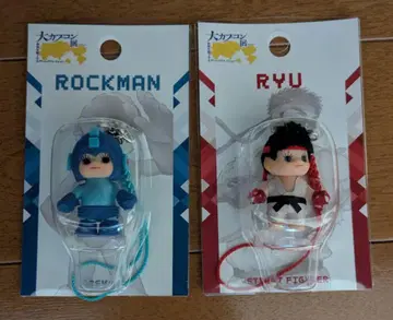 [새상품, 미개봉] 대 캡콤전 코스튬 큐피 류 & 록맨 2점