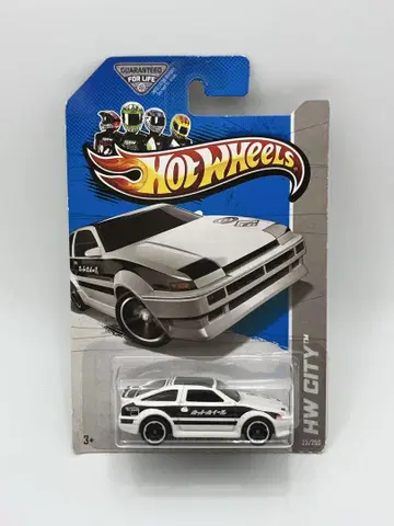 마조레트 미니카 도요타 AE86 카롤라